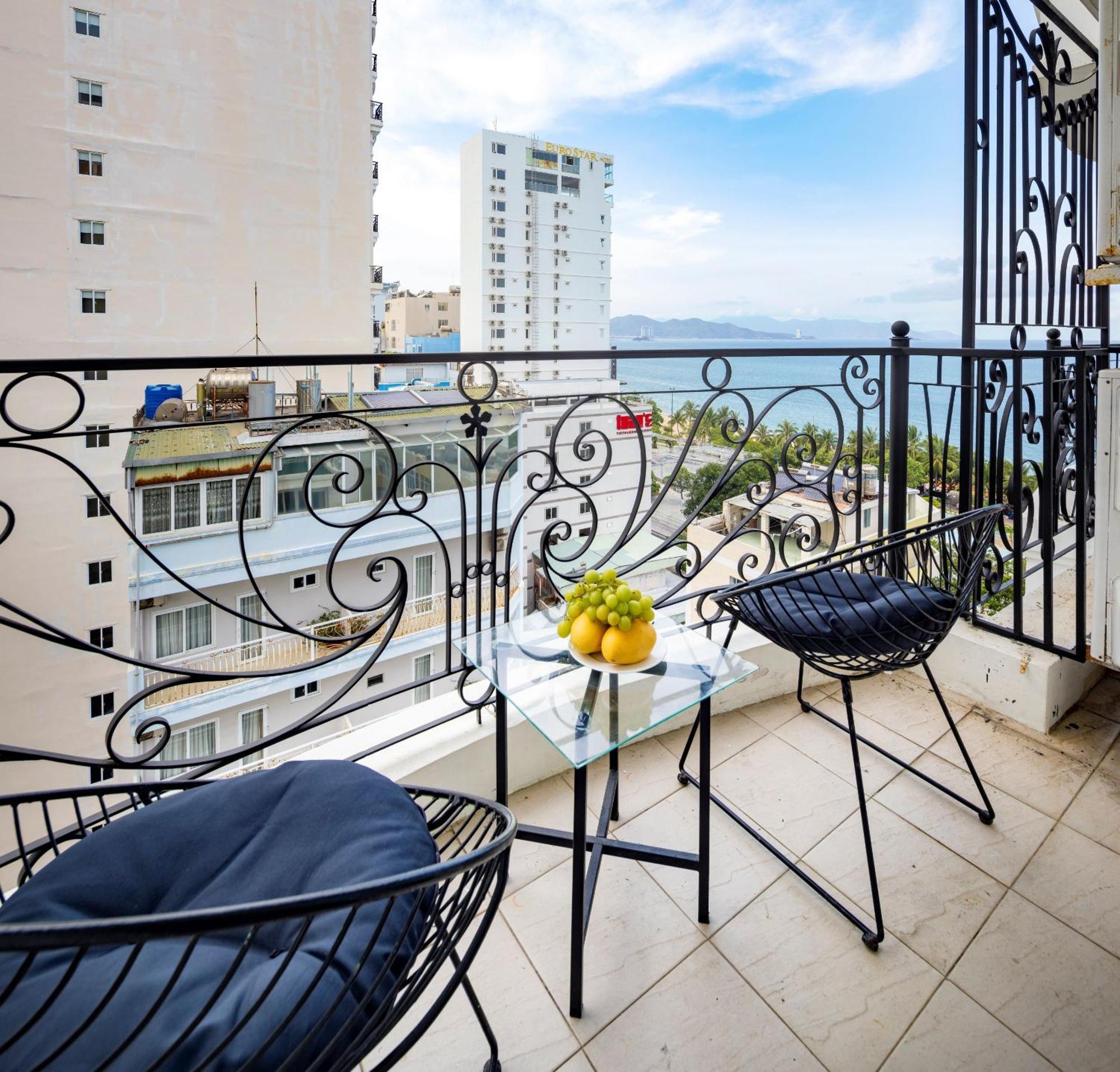 Paris Luxury Hotel & Apartment Nha Trang Exterior foto